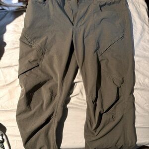 Under Armour tactical pants